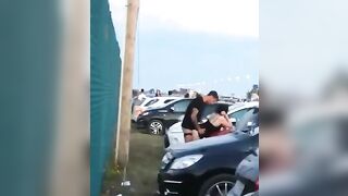 Sgamati a scopare al parcheggio pubblico