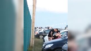 Sgamati a scopare al parcheggio pubblico