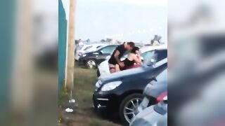 Sgamati a scopare al parcheggio pubblico