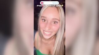 Biondina italiana fica in discoteca