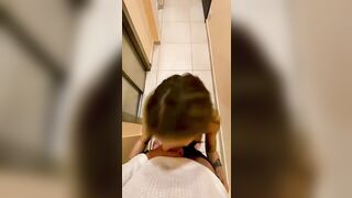 BIONDA ITA Ha voglia del cazzo SINO IN GOLA