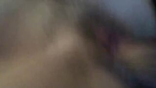 Penetro la sua fica slabbrata e la riempio di sperma