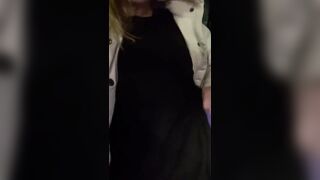 La madre dei miei figli che fa la porca al car sex