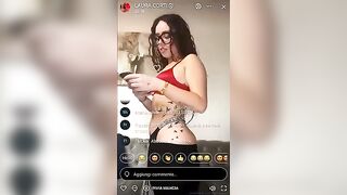 In diretta su cam con due puttane maiale