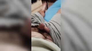 Ragazzo 20enne sborrata notturna!