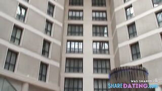 Giovane troietta dai capelli rossi