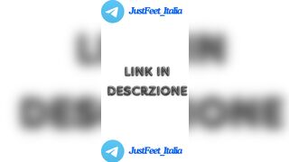 Sega con piede su le palle e sborrata finale