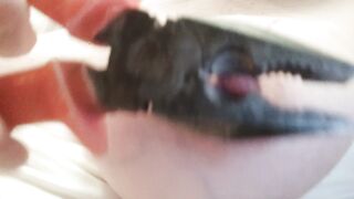 Anteprima del video: Capezzoli tirati e girati