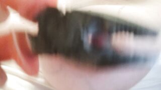 Capezzoli tirati e girati