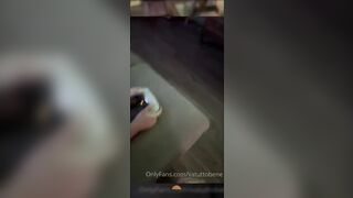 A casa con due amiche troie scopiamo in un bel trio