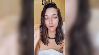 Mi sono fatta un fan di Tinder e aveva proprio una grande sorpresa