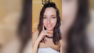 Mi sono fatta un fan di Tinder e aveva proprio una grande sorpresa