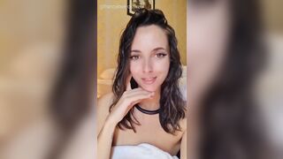 Mi sono fatta un fan di Tinder e aveva proprio una grande sorpresa