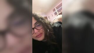 Questa scorreggia è tutta per te annusala tutta