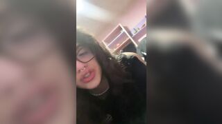 Questa scorreggia è tutta per te annusala tutta