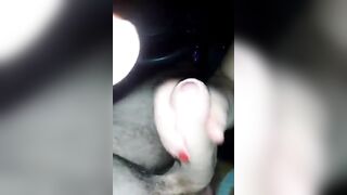 Pompino in auto amica tettona