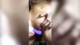 Italiana 18 enne tettona si masturba in live