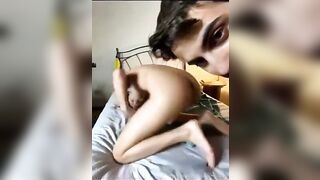 Lo hai preso bene nel culo fai vedere a tutti la faccia da troia e saluta