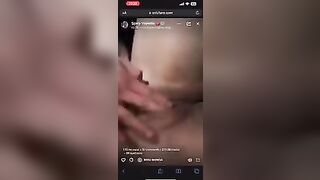 Violetta pompino e ditalino in diretta