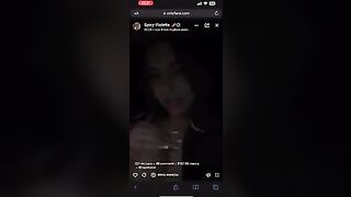 Violetta pompino e ditalino in diretta