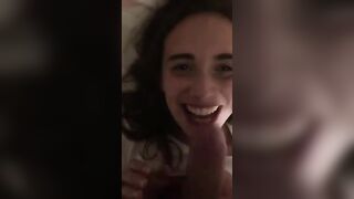 Anteprima del video: Pompino fidanzata timida