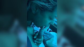 Anteprima del video: Succhia il cazzo al marito