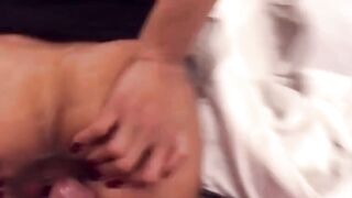 Che bel culo sfondato che hai lo abbiamo aperto proprio bene