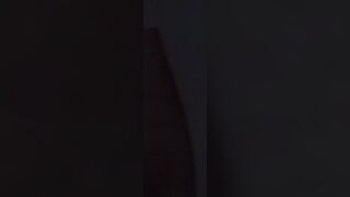 Cosa vuoi? Un cazzone che mi scopa forte