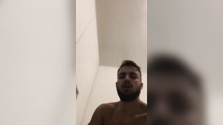 Ce l'hai grosso sbattimelo dentro sono la tua troia