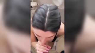 Fidanzata italiana sborrata sulla faccia