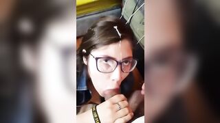 Fidanzata maiala prende sborra in faccia