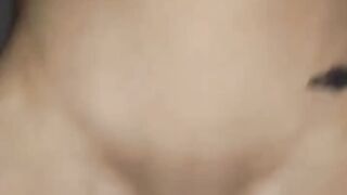 La sua faccia da troia mentre lo prende a smorzacandela