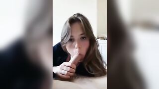 Pompino fidanzata 18 enne che ingoia la sborra