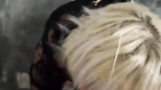 Alessia Rubini succhia il cazzo al compagno