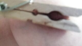 Mi piace giocare con i capezzoli