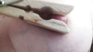 Mi piace giocare con i capezzoli