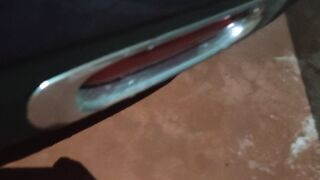 Ho finito di pisciare nel garage