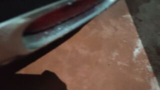 Ho finito di pisciare nel garage