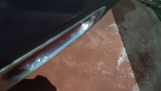 Ho finito di pisciare nel garage