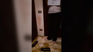 Mia moglie costretta ad esporsi e umiliarsi davanti a tutti gli utenti della Rete