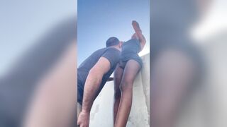 Faccio un soffocone alla mia amica trans