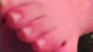 Vanessa giovane puttanella riceve i clienti