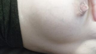 GIOCO COL CAPEZZOLO DURO