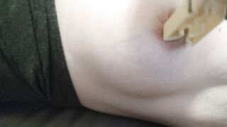 GIOCO COL CAPEZZOLO DURO