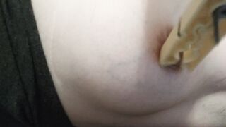 GIOCO COL CAPEZZOLO DURO