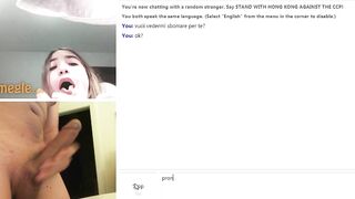 Italiana in cam non ama la sborra...