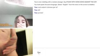 Italiana in cam non ama la sborra...