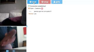 Lo schizzo di sperma fa ridere le ragazze