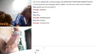 Lo schizzo di sperma fa ridere le ragazze