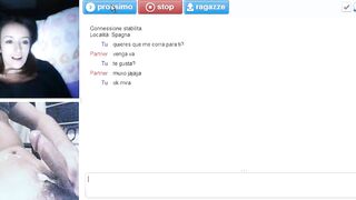 Lo schizzo di sperma fa ridere le ragazze